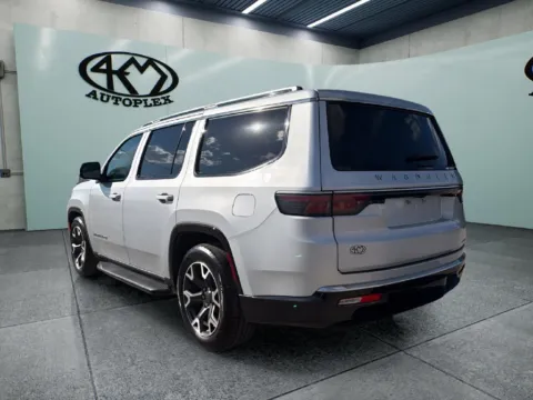 More photos of 2024 Jeep Wagoneer Series III at 4M Autoplex - Industrial Blvd, TX