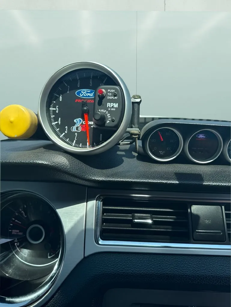 Ford Mustang photo 19