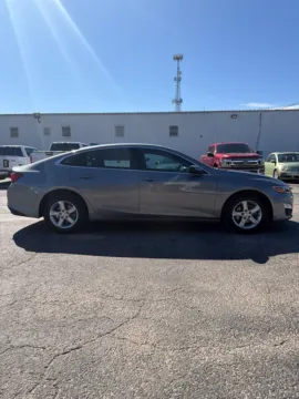 Photos of 2024 Chevrolet Malibu LT for sale in Abilene, TX at 4M Autoplex - Industrial Blvd