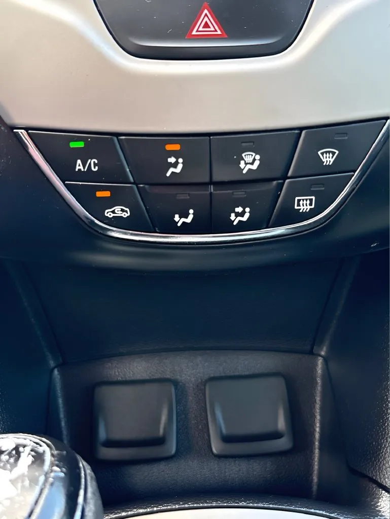 Chevrolet Cruze photo 25