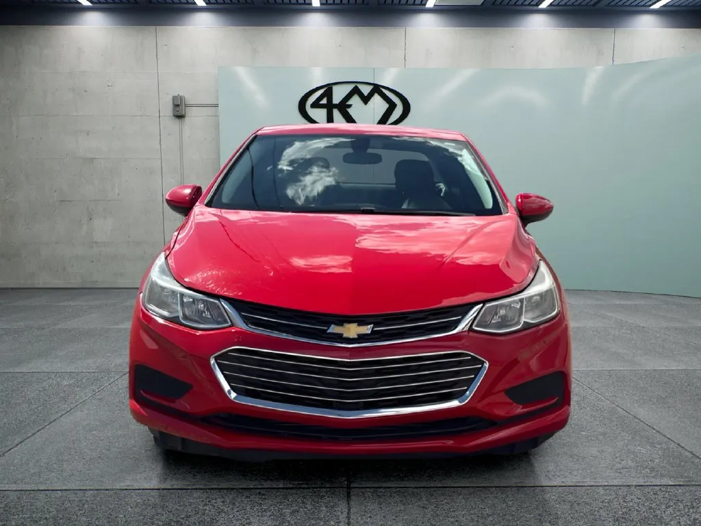 Chevrolet Cruze photo 8