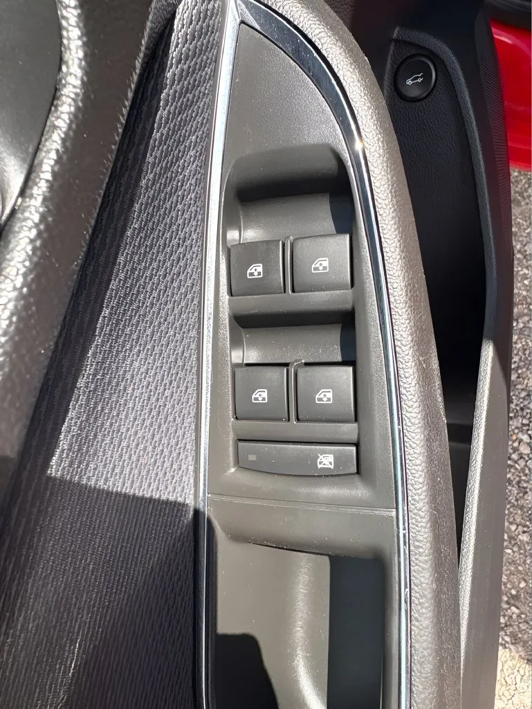Chevrolet Cruze photo 12