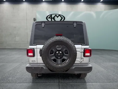 More photos of 2018 Jeep Wrangler Unlimited Sport at 4M Autoplex - Industrial Blvd, TX