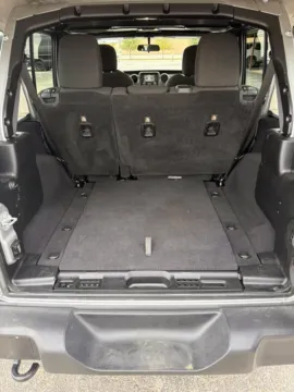 More photos of 2018 Jeep Wrangler Unlimited Sport at 4M Autoplex - Industrial Blvd, TX