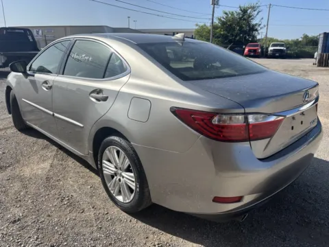 More photos of 2015 Lexus ES 350 at 4M Autoplex, TX