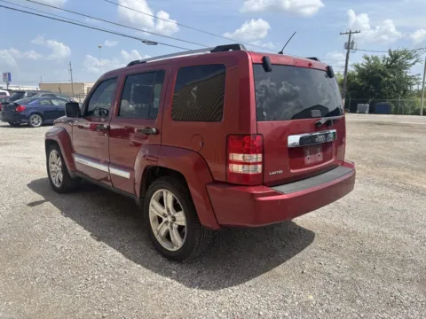 More photos of 2012 Jeep Liberty Limited Jet Edition at 4M Autoplex, TX