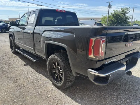 More photos of 2017 GMC Sierra 1500 SLT at 4M Autoplex, TX