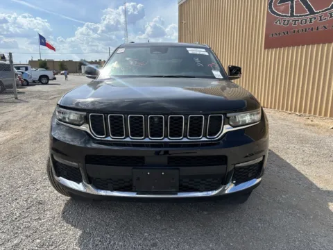 Photos of 2024 Jeep Grand Cherokee L Limited for sale in Abilene, TX at 4M Autoplex - Industrial Blvd