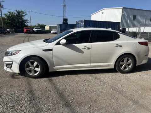 More photos of 2015 Kia Optima LX at 4M Autoplex, TX