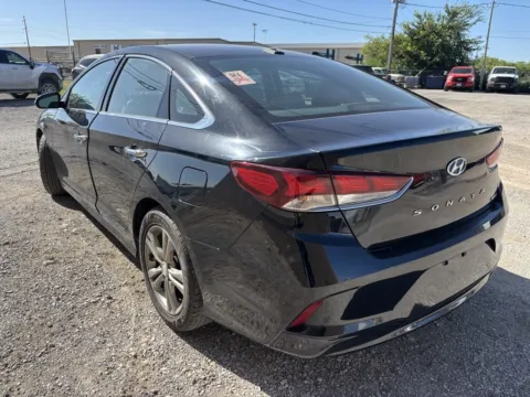 More photos of 2018 Hyundai Sonata Limited at 4M Autoplex, TX