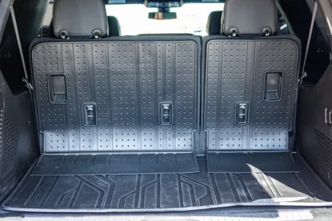 More photos of 2022 Chevrolet Suburban RST at 4M Autoplex - Industrial Blvd, TX