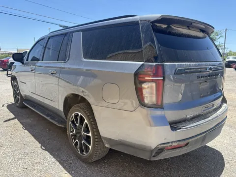 More photos of 2022 Chevrolet Suburban RST at 4M Autoplex, TX