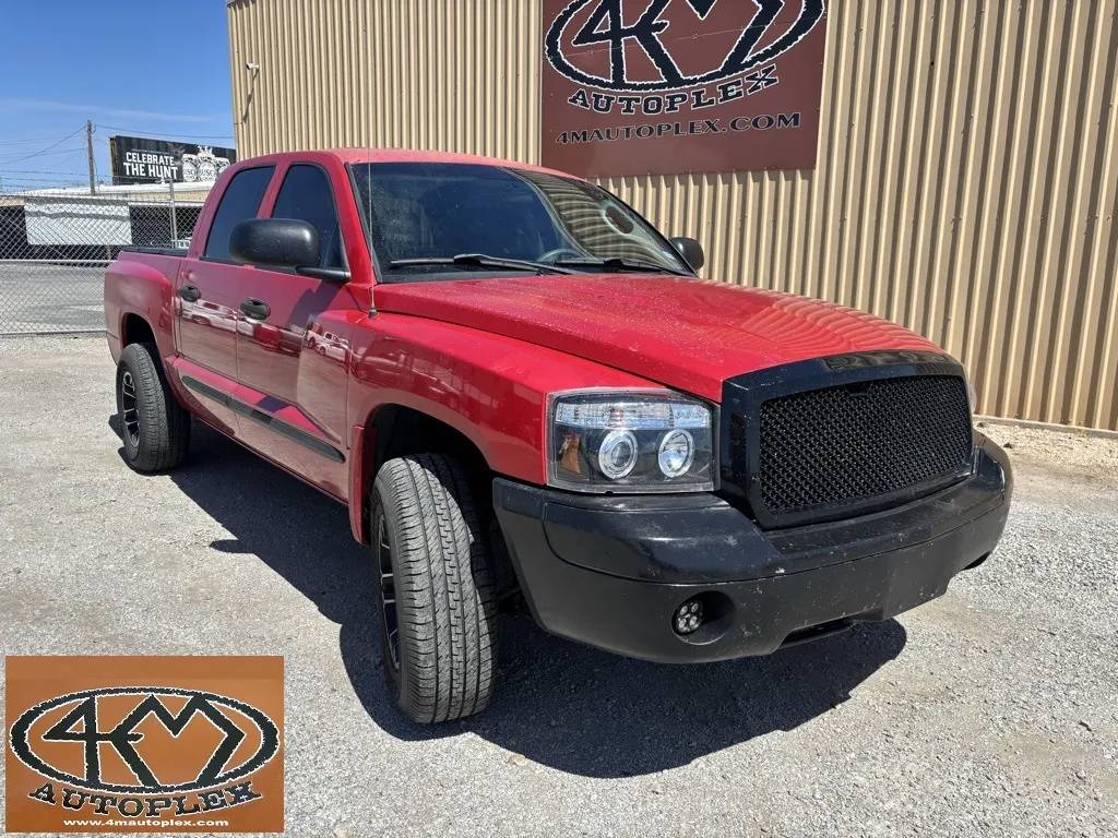Red 2005 Dodge Dakota SLT for sale in Abilene, TX