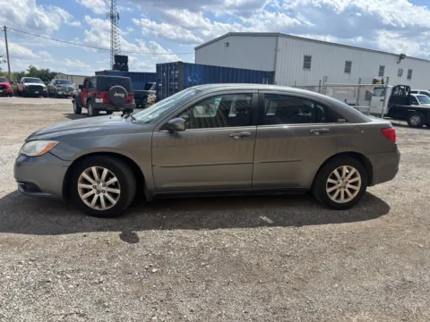 More photos of 2013 Chrysler 200 Touring at 4M Autoplex - Industrial Blvd, TX