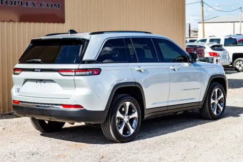 Another view of 2022 Jeep Grand Cherokee 4xe for sale in Abilene, TX at 4M Autoplex - Industrial Blvd