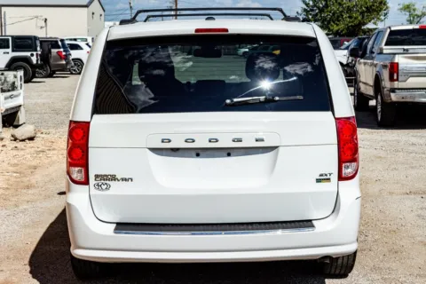 More photos of 2019 Dodge Grand Caravan SXT at 4M Autoplex - Industrial Blvd, TX