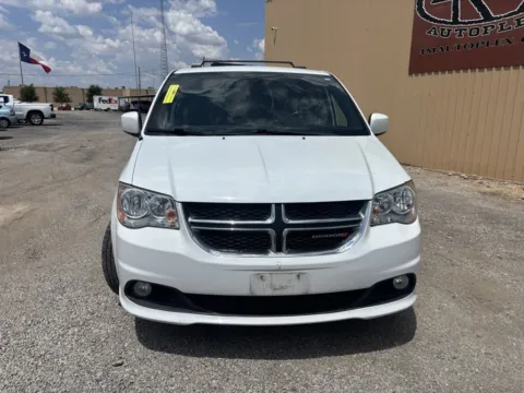 Photos of 2019 Dodge Grand Caravan SXT for sale in Abilene, TX at 4M Autoplex - Industrial Blvd