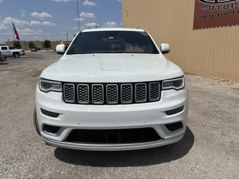 Photos of 2021 Jeep Grand Cherokee Summit for sale in Abilene, TX at 4M Autoplex - Industrial Blvd