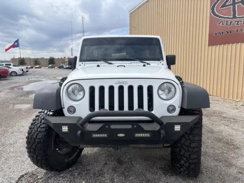 Photos of 2016 Jeep Wrangler Unlimited Rubicon for sale in Abilene, TX at 4M Autoplex - Industrial Blvd