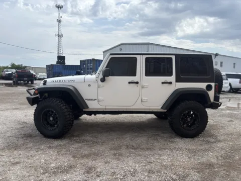 More photos of 2016 Jeep Wrangler Unlimited Rubicon at 4M Autoplex - Industrial Blvd, TX