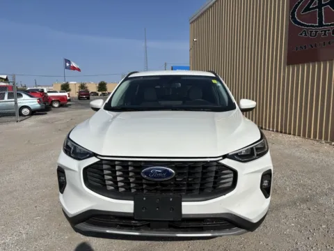 Photos of 2025 Ford Escape Hybrid Platinum for sale in Abilene, TX at 4M Autoplex - Industrial Blvd
