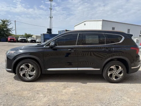 More photos of 2021 Hyundai Santa Fe SEL at 4M Autoplex - Industrial Blvd, TX