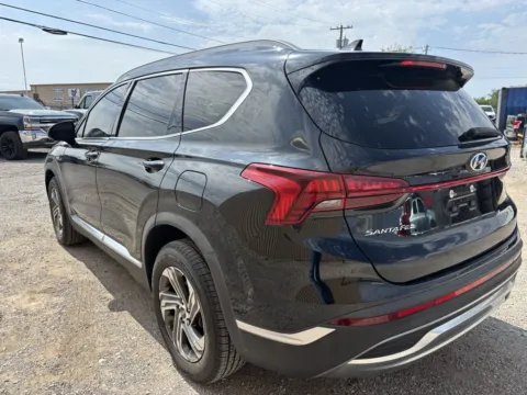 More photos of 2021 Hyundai Santa Fe SEL at 4M Autoplex - Industrial Blvd, TX