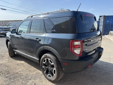 More photos of 2021 Ford Bronco Sport Outer Banks at 4M Autoplex - Industrial Blvd, TX