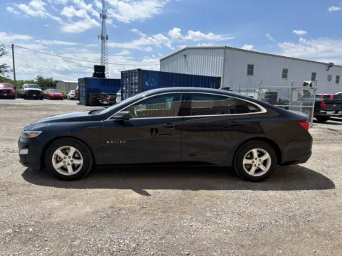 More photos of 2022 Chevrolet Malibu LS at 4M Autoplex - Industrial Blvd, TX