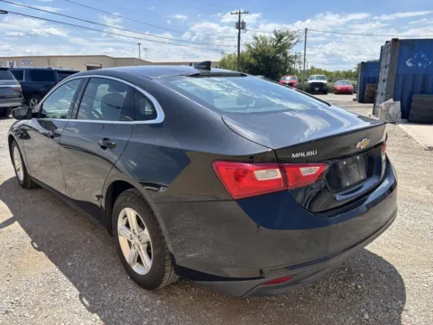 More photos of 2022 Chevrolet Malibu LS at 4M Autoplex - Industrial Blvd, TX