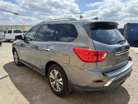 More photos of 2020 Nissan Pathfinder S at 4M Autoplex - Industrial Blvd, TX