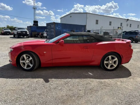 More photos of 2020 Chevrolet Camaro 1LT at 4M Autoplex - Industrial Blvd, TX