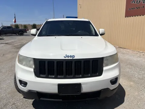Photos of 2011 Jeep Grand Cherokee Laredo for sale in Abilene, TX at 4M Autoplex - Industrial Blvd
