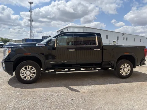 More photos of 2022 GMC Sierra 2500HD Denali at 4M Autoplex - Industrial Blvd, TX