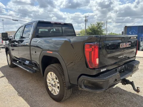 More photos of 2022 GMC Sierra 2500HD Denali at 4M Autoplex - Industrial Blvd, TX