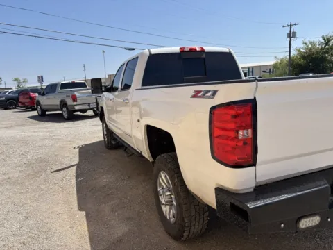 More photos of 2016 Chevrolet Silverado 2500HD LTZ at 4M Autoplex - Industrial Blvd, TX