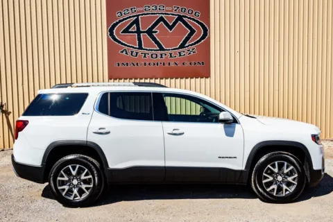 Photos of 2023 GMC Acadia SLT for sale in Abilene, TX at 4M Autoplex - Industrial Blvd
