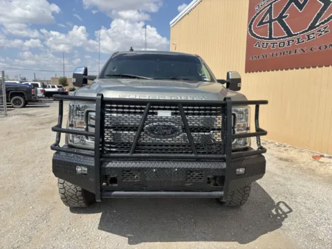 Photos of 2019 Ford F-250SD Lariat for sale in Abilene, TX at 4M Autoplex - Industrial Blvd