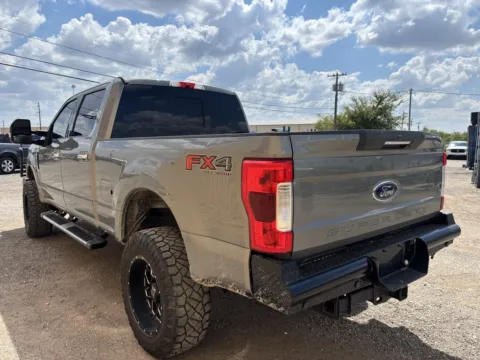 More photos of 2019 Ford F-250SD Lariat at 4M Autoplex - Industrial Blvd, TX