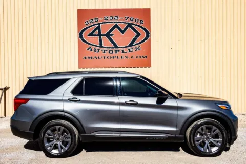 Photos of 2023 Ford Explorer XLT for sale in Abilene, TX at 4M Autoplex - Industrial Blvd