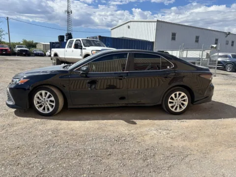 More photos of 2022 Toyota Camry LE at 4M Autoplex - Industrial Blvd, TX