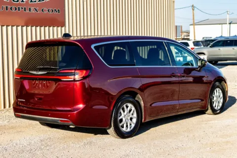 Another view of 2023 Chrysler Pacifica Touring L for sale in Abilene, TX at 4M Autoplex - Industrial Blvd