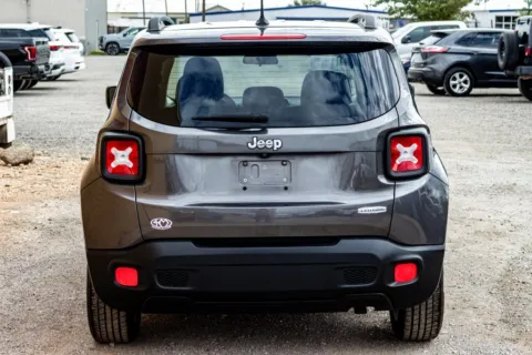 More photos of 2016 Jeep Renegade Latitude at 4M Autoplex - Industrial Blvd, TX