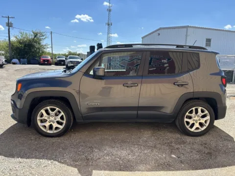 More photos of 2016 Jeep Renegade Latitude at 4M Autoplex - Industrial Blvd, TX