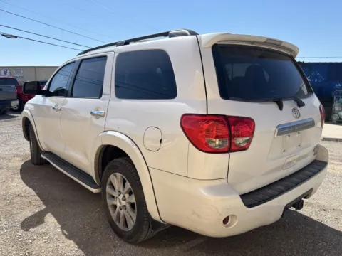 More photos of 2015 Toyota Sequoia Platinum at 4M Autoplex - Industrial Blvd, TX