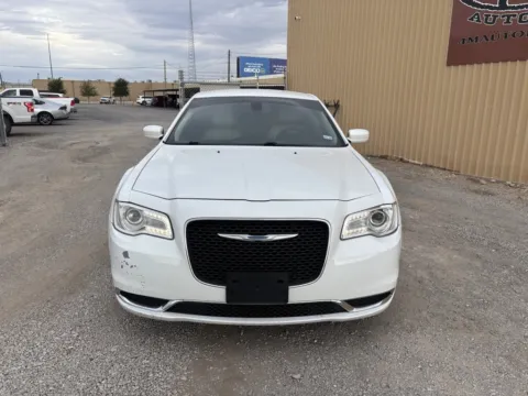 Photos of 2018 Chrysler 300 Touring for sale in Abilene, TX at 4M Autoplex - Industrial Blvd