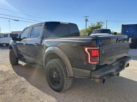 More photos of 2019 Ford F-150 Raptor at 4M Autoplex - Industrial Blvd, TX