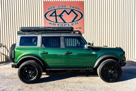 Photos of 2024 Ford Bronco Wildtrak for sale in Abilene, TX at 4M Autoplex - Industrial Blvd