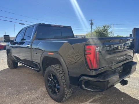 More photos of 2024 GMC Sierra 2500HD Denali Ultimate at 4M Autoplex - Industrial Blvd, TX