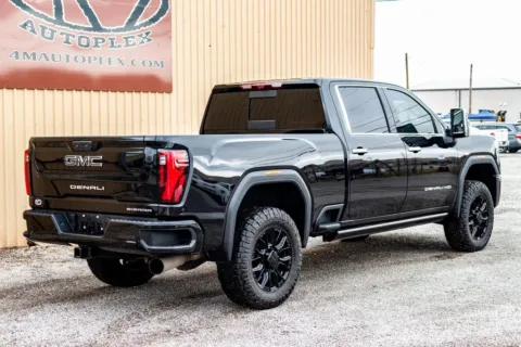 Another view of 2024 GMC Sierra 2500HD Denali Ultimate for sale in Abilene, TX at 4M Autoplex - Industrial Blvd